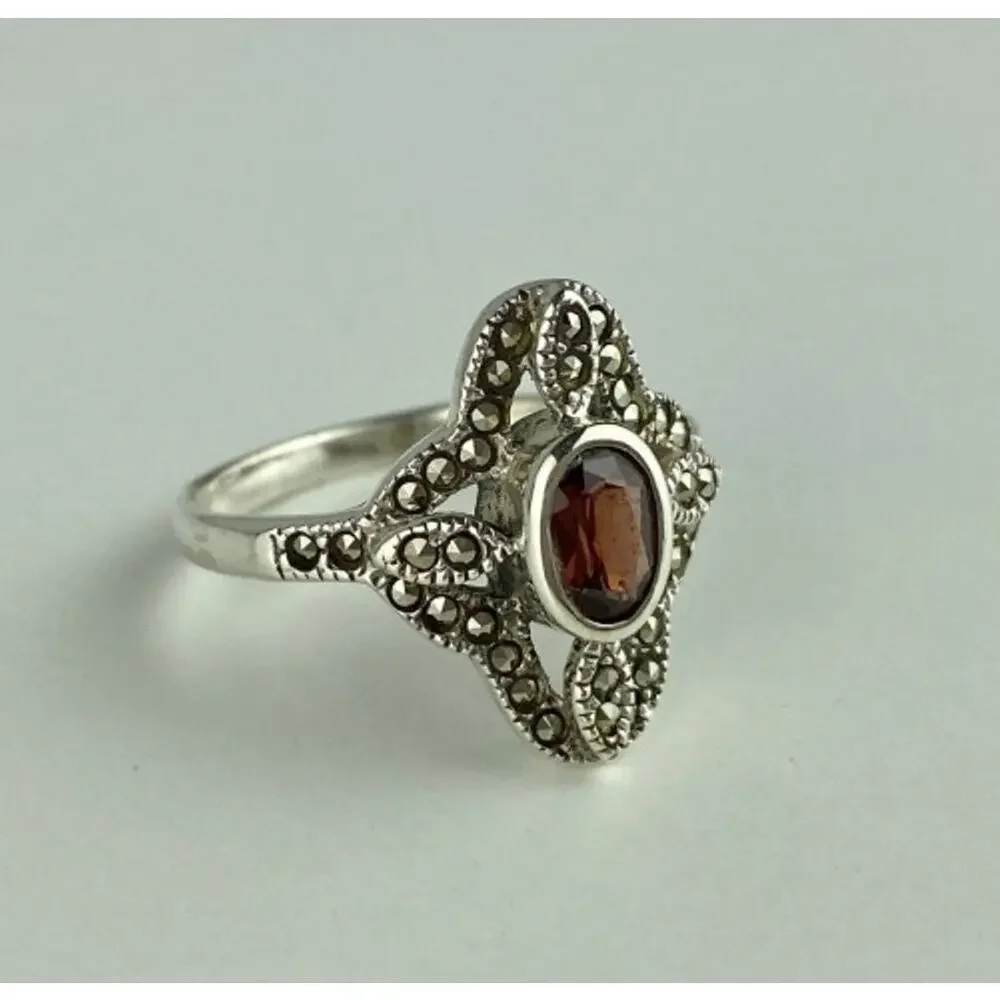 925 Sterling Silver Almandine & Marcasites Ring Size 7